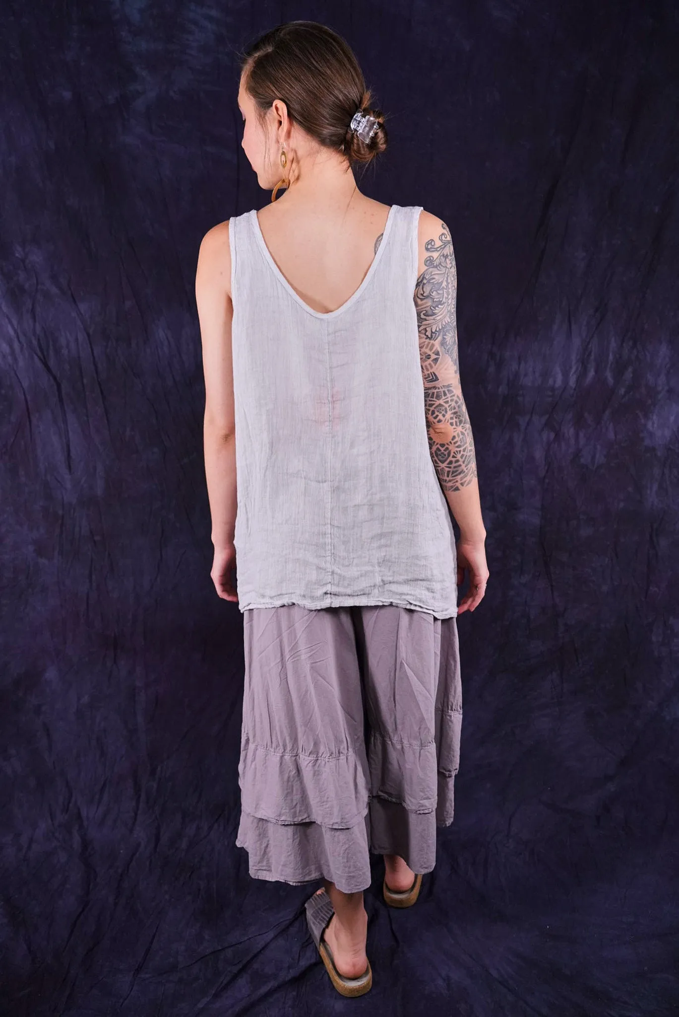 1196 Linen Tank Botanical Imprint Pearl Smoke-P