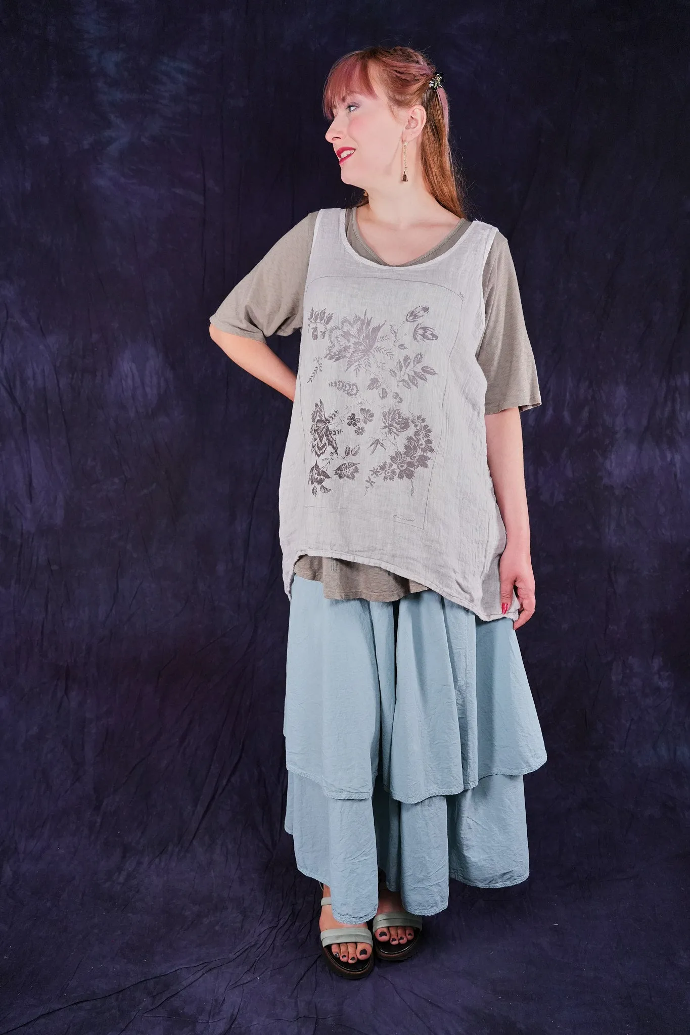 1196 Linen Tank Botanical Imprint Pearl Smoke-P