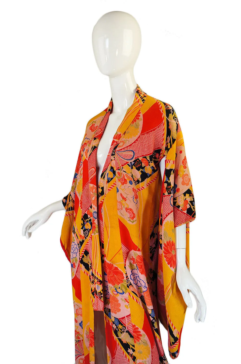 1930s Vibrant Coral Printed Silk Kimono
