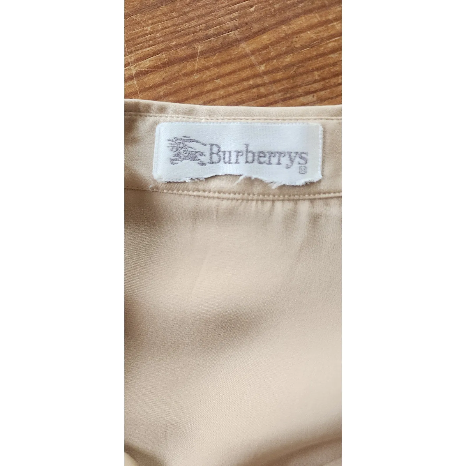 90s Burberrys Silk Blouse Cream Silk New w/Tags