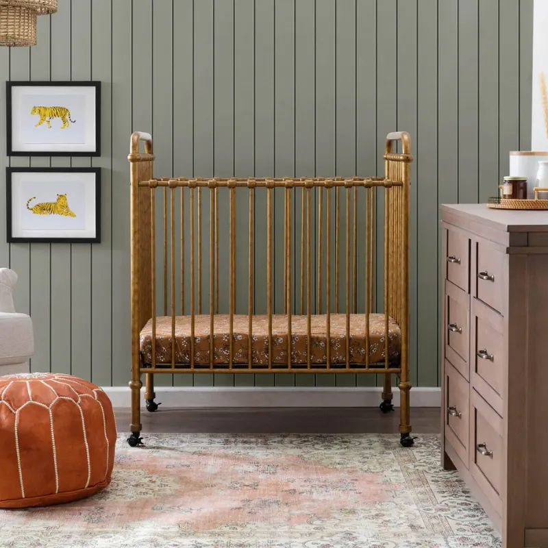 Abigail Mini Crib