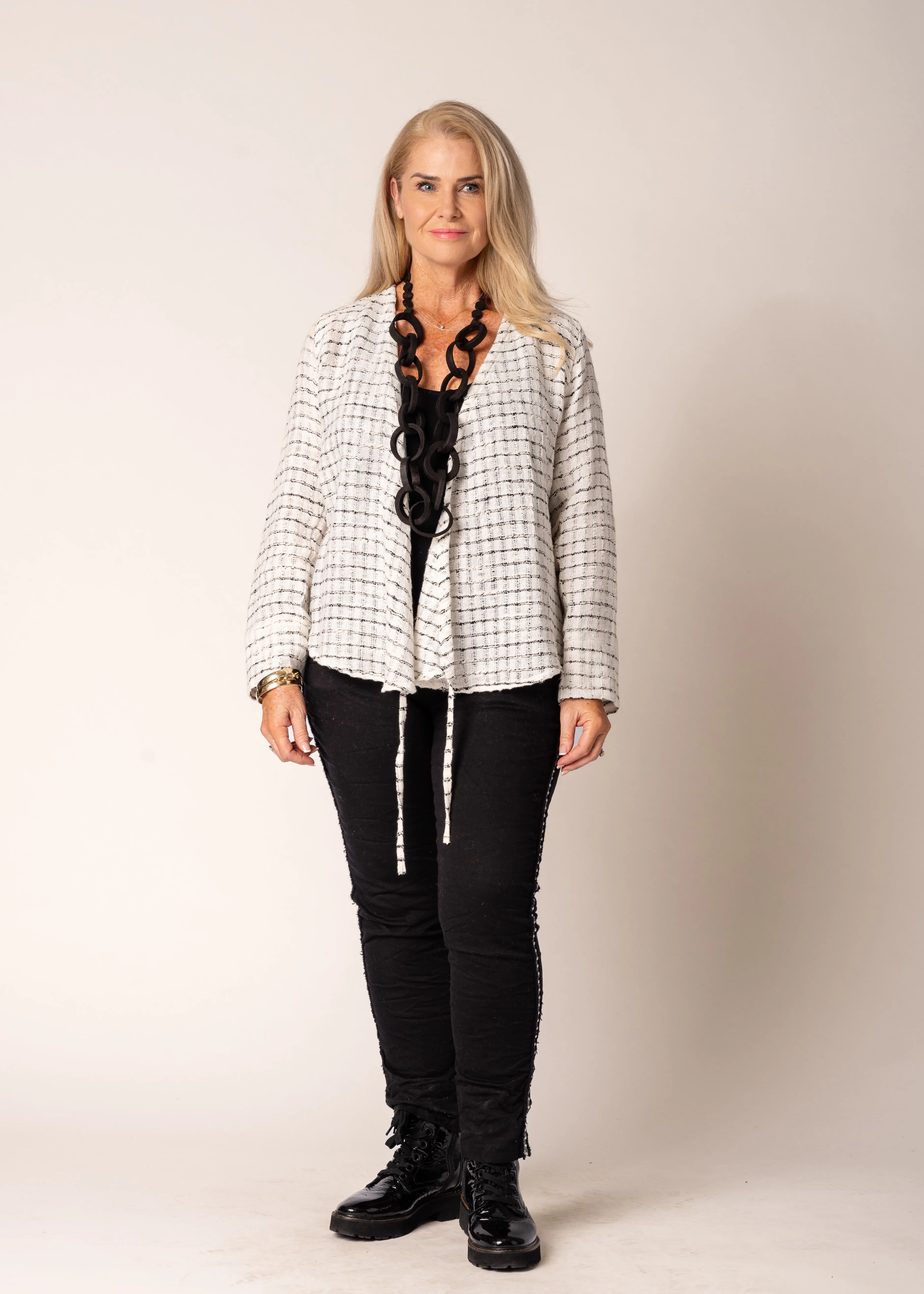 Amara Linen Jacket in Cream