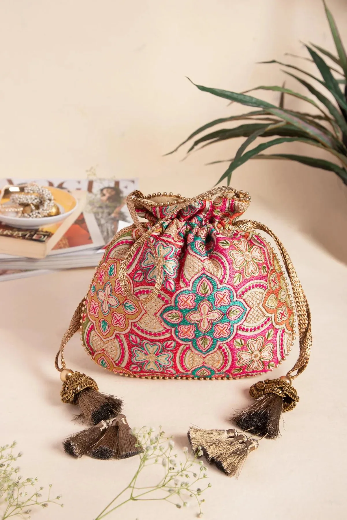 Amna Potli bag - Cream