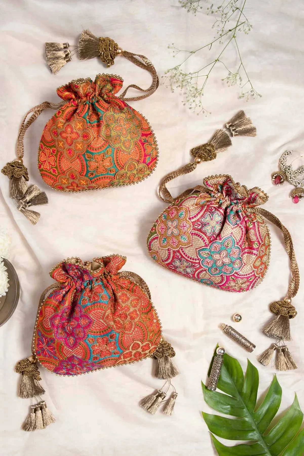 Amna Potli bag - Cream