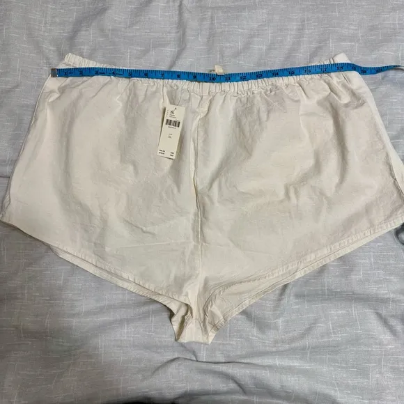 Anthropologie NWT Linen Blend Micro Tap Shorts in Ivory Size XL