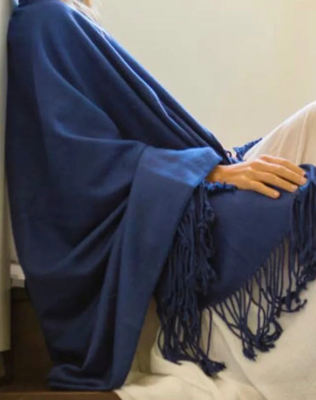 Bamboo Throw Sand