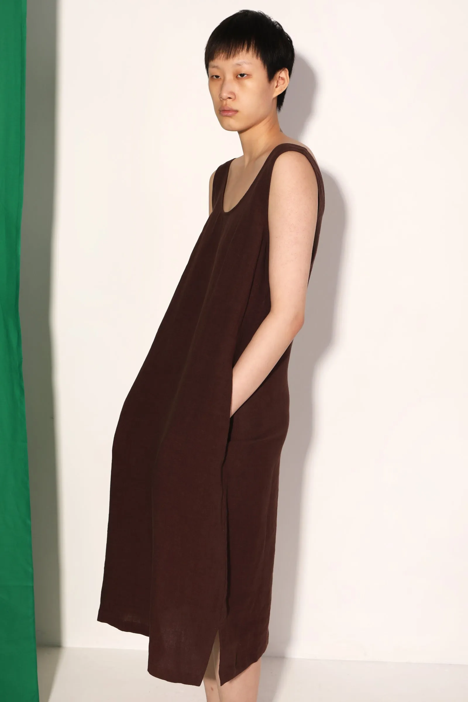 Basic Linen Shift Dress Chocolate