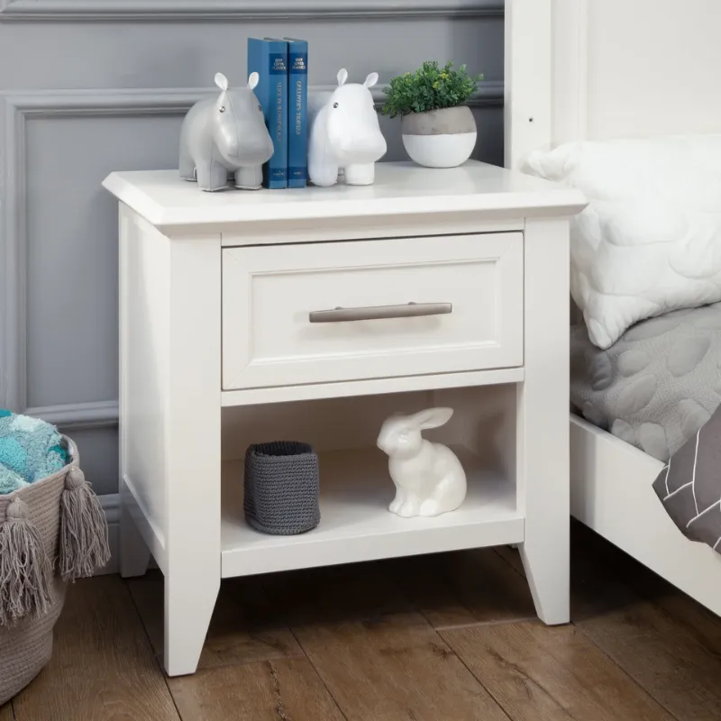 Beckett Nighstand