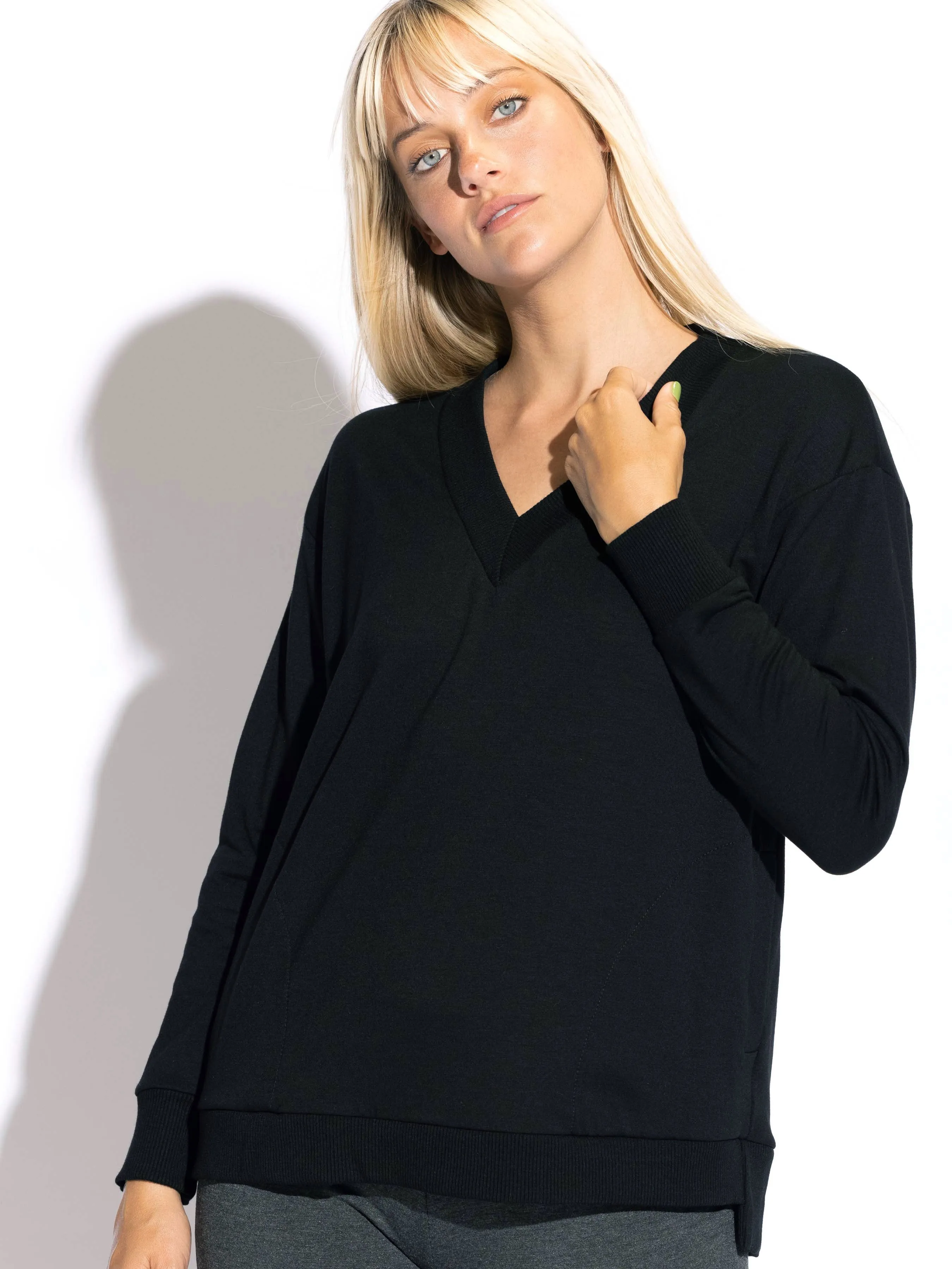 Deena Ultra soft V-Neck long Sleeve Top