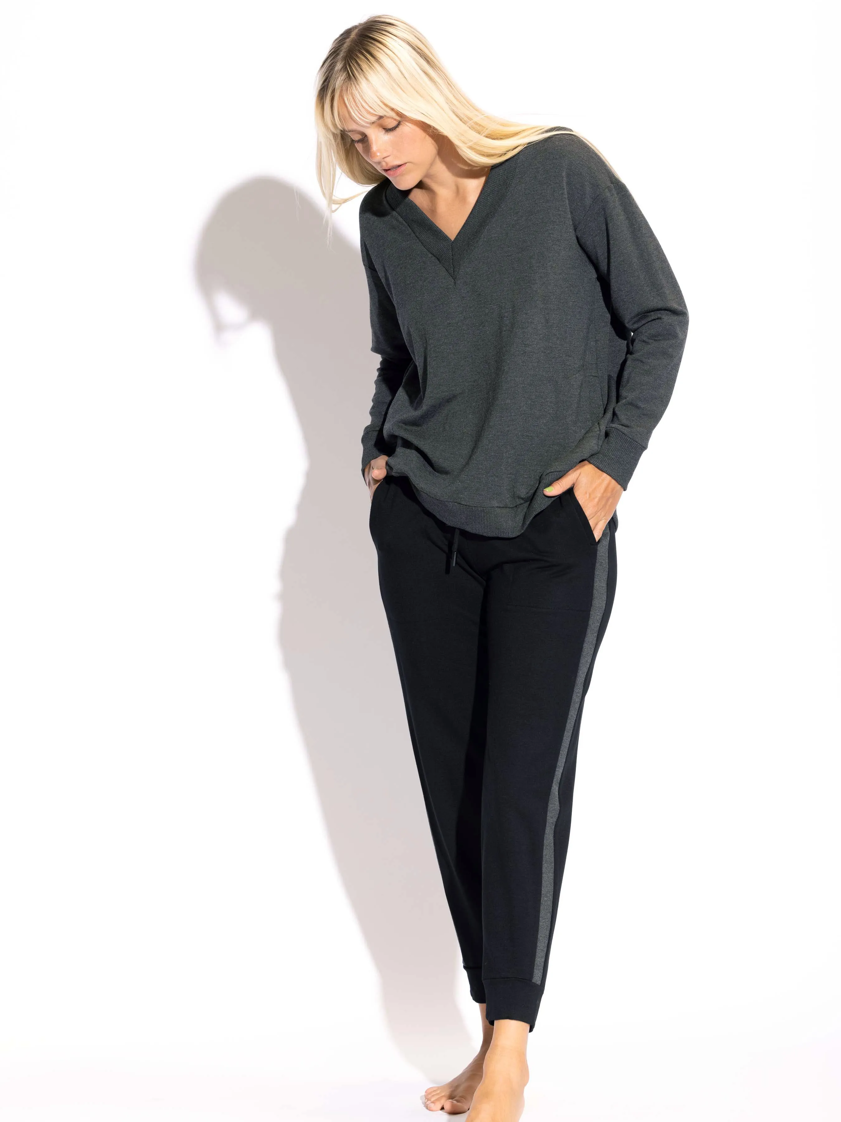 Deena  V-Neck long Sleeve Top