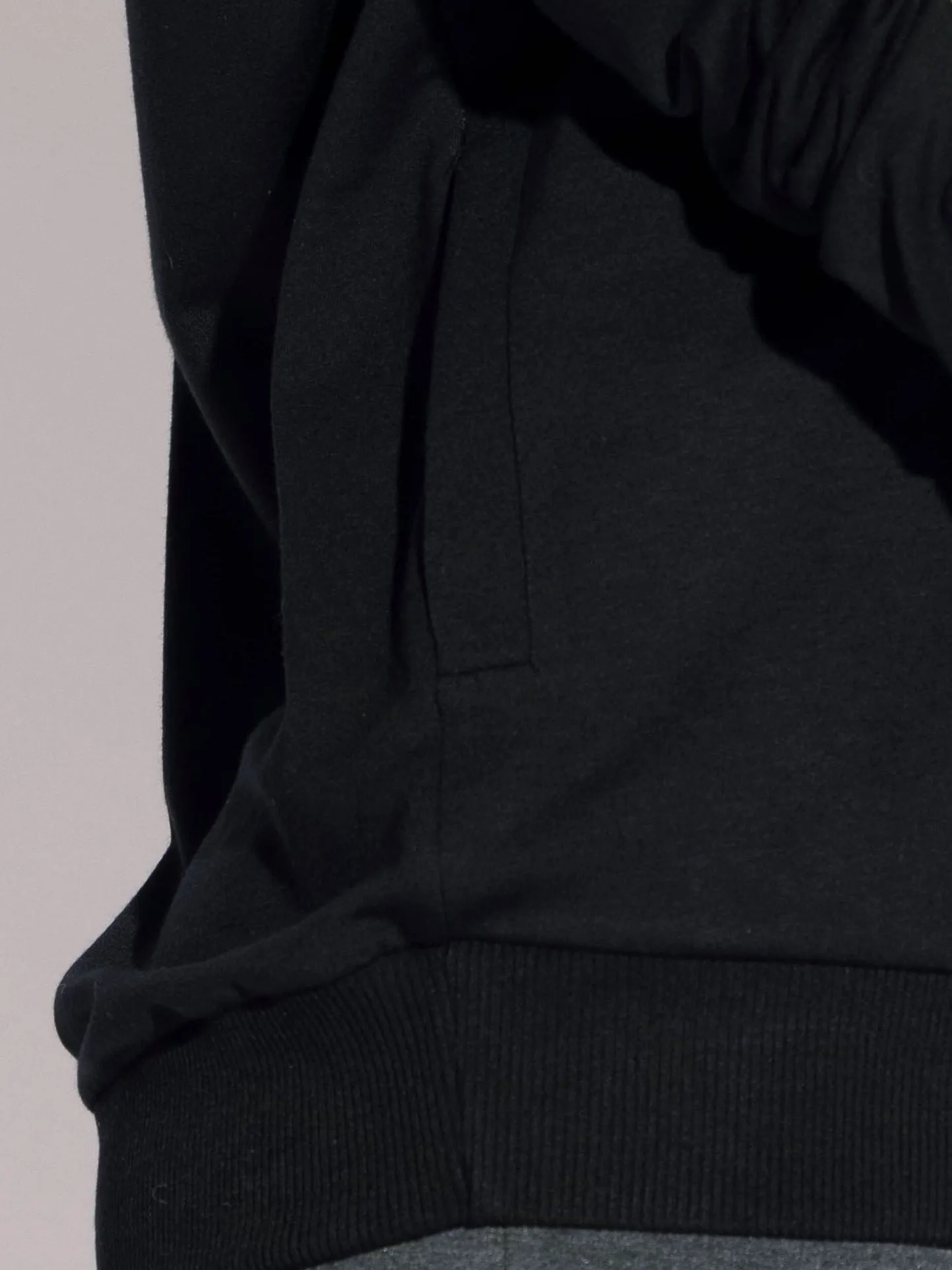 Devin V-neck Top