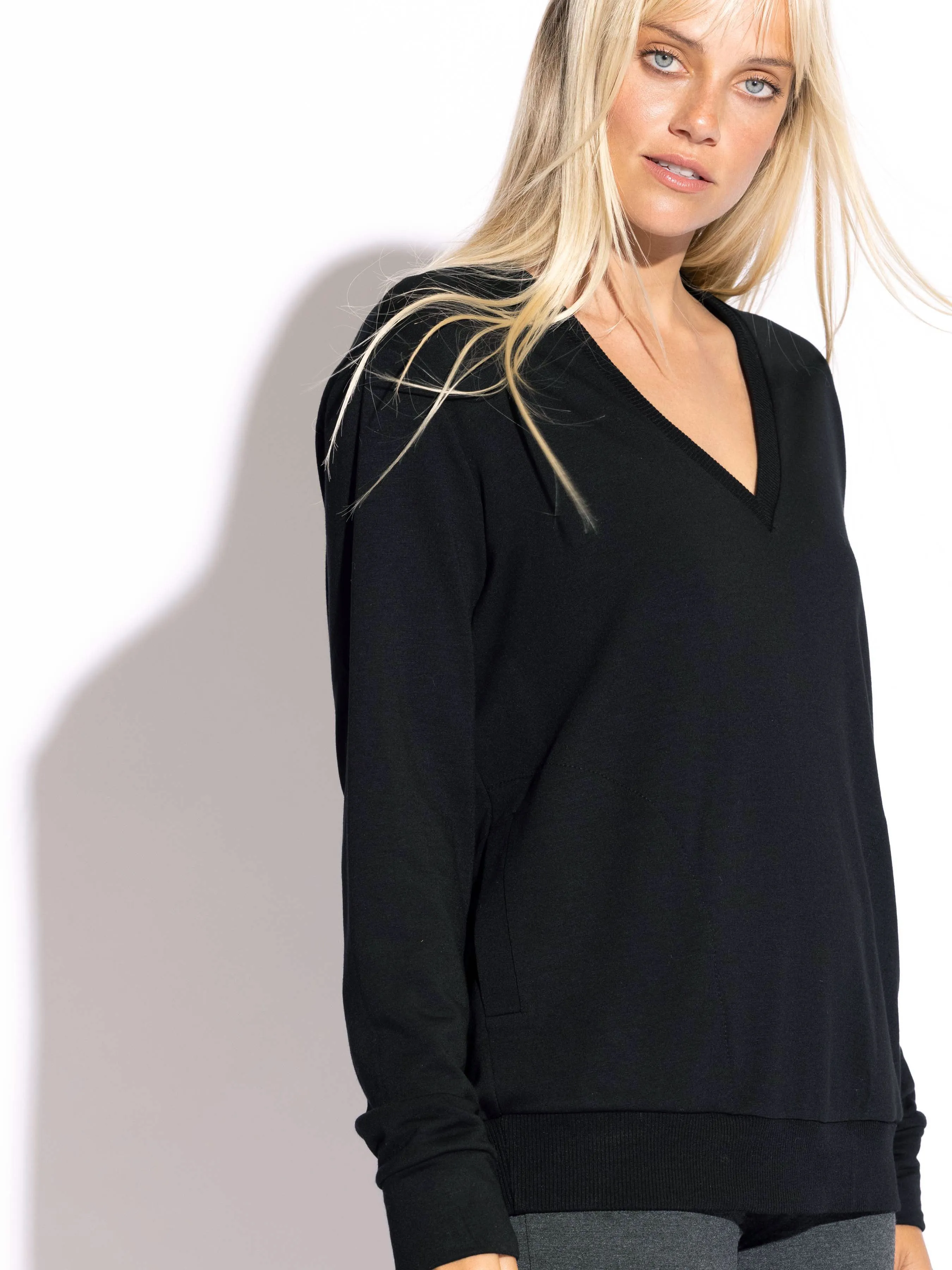 Devin V-neck Top