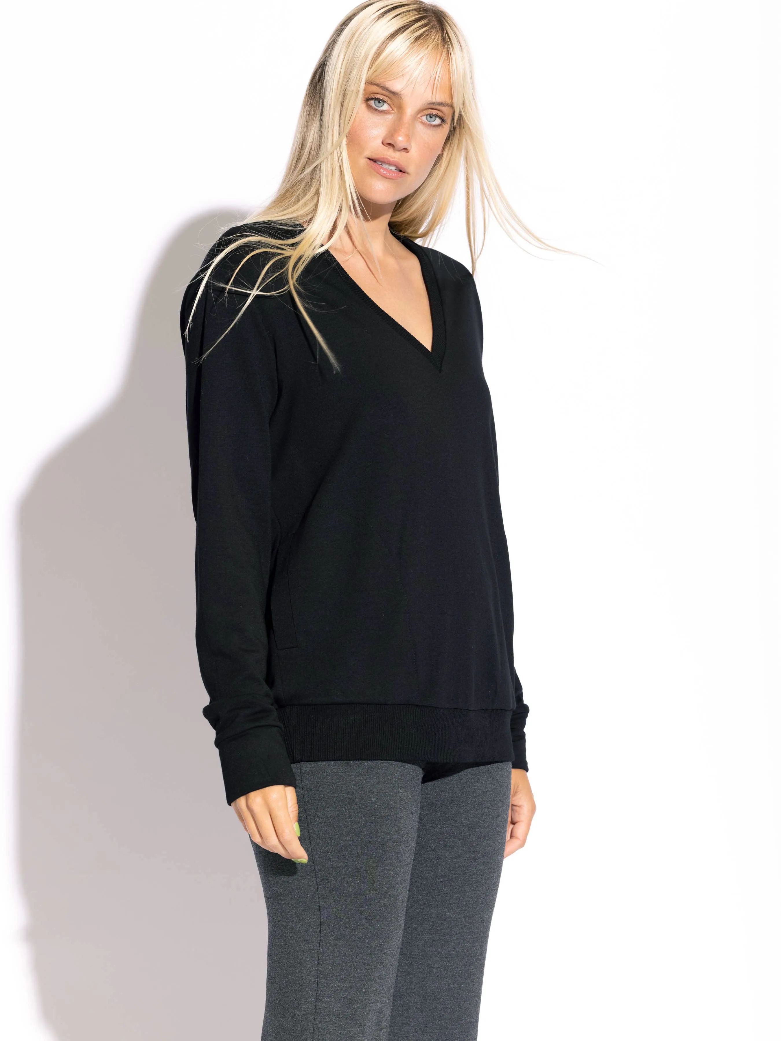 Devin V-neck Top