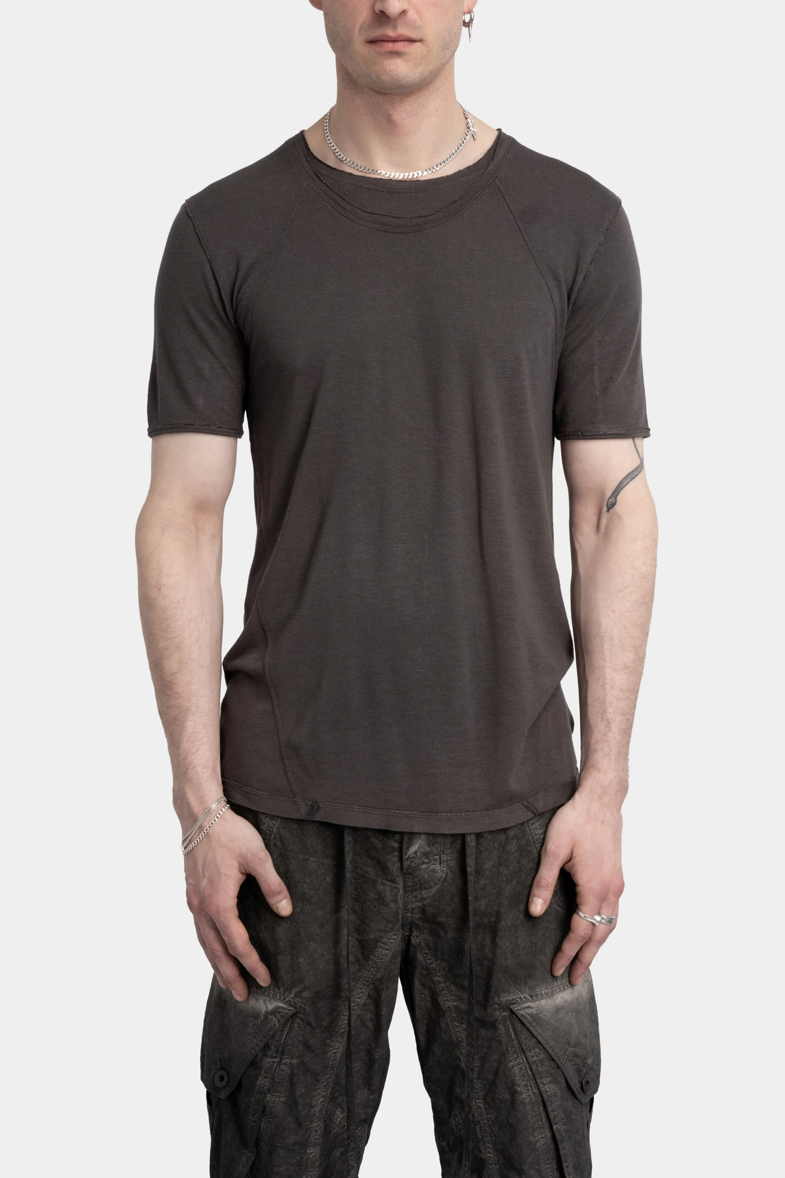 Double neck tee, Shadow grey