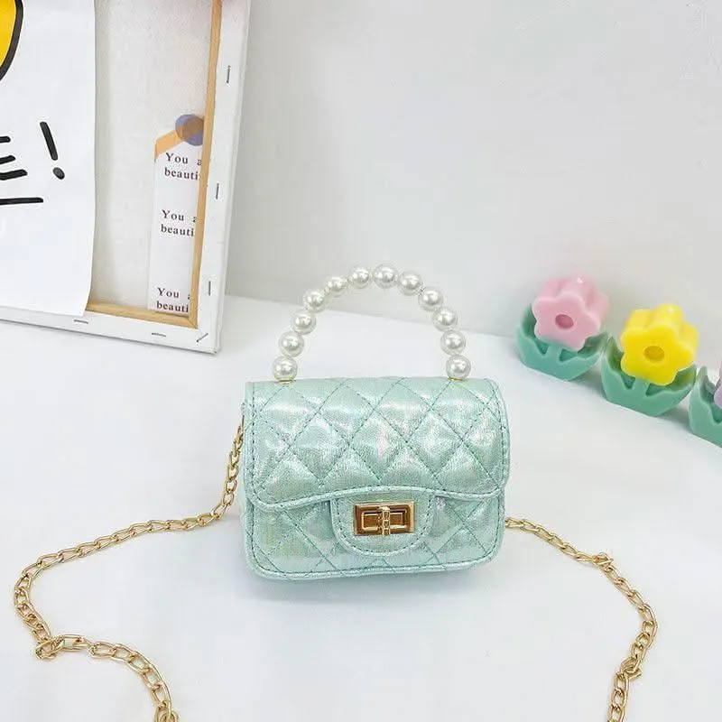 Dreamy Pearl Handbag