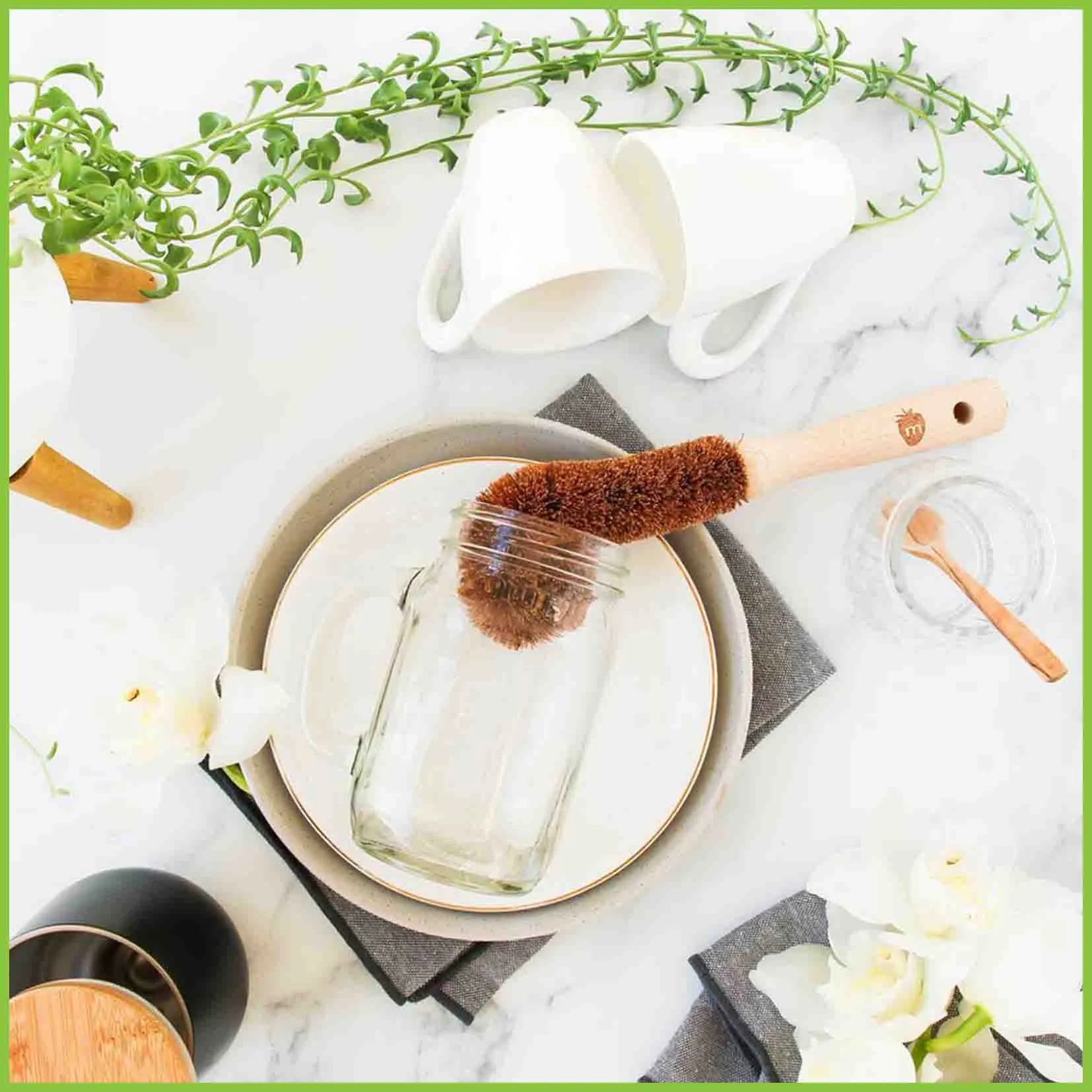 Eco Bottle Brush - Bottle Cleaning Brush - Munch