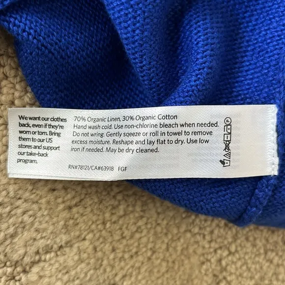 Eileen Fisher Long open front cardigan. Blue. Size Medium