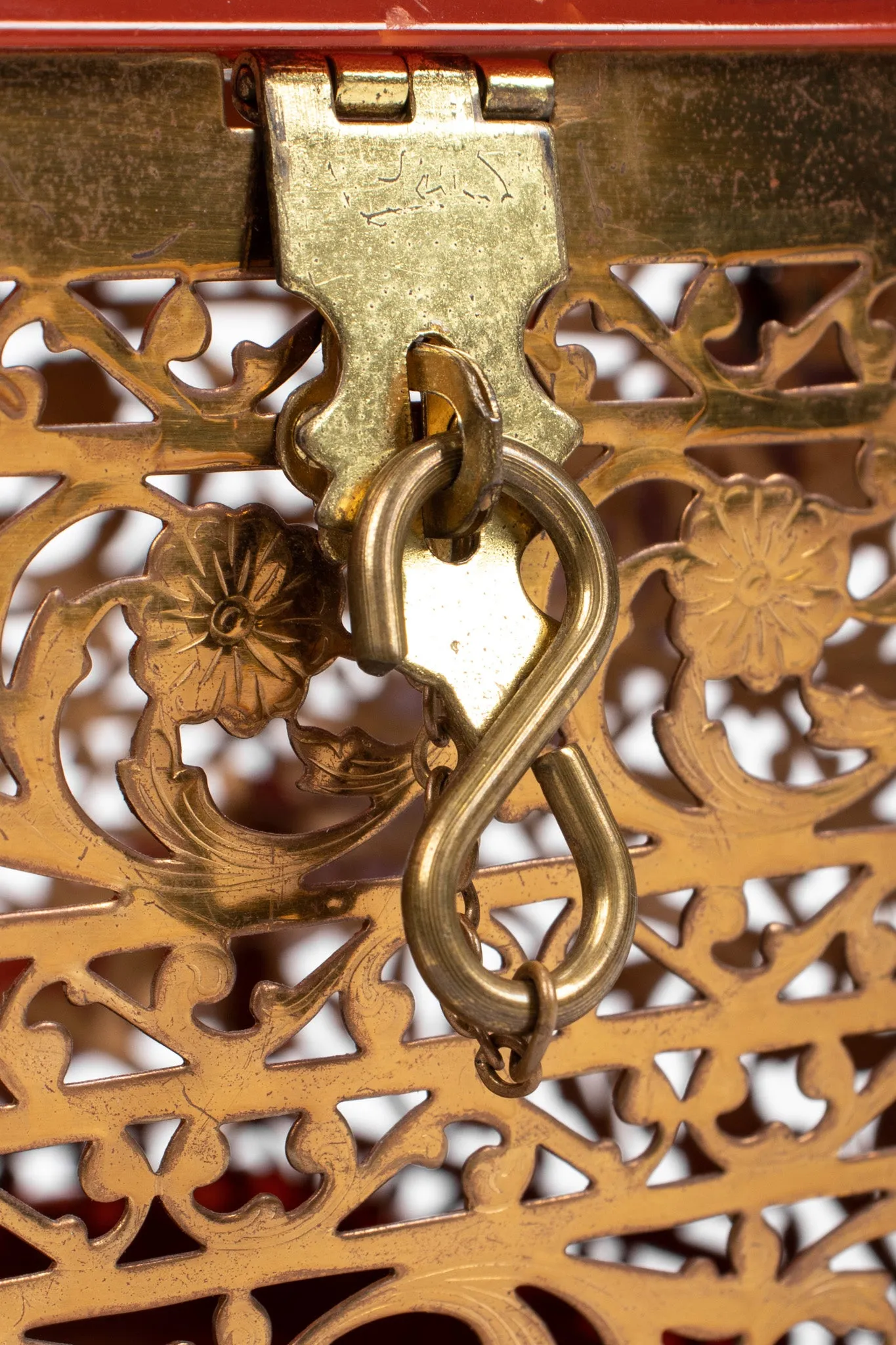 Filigree Lucite Box Bag