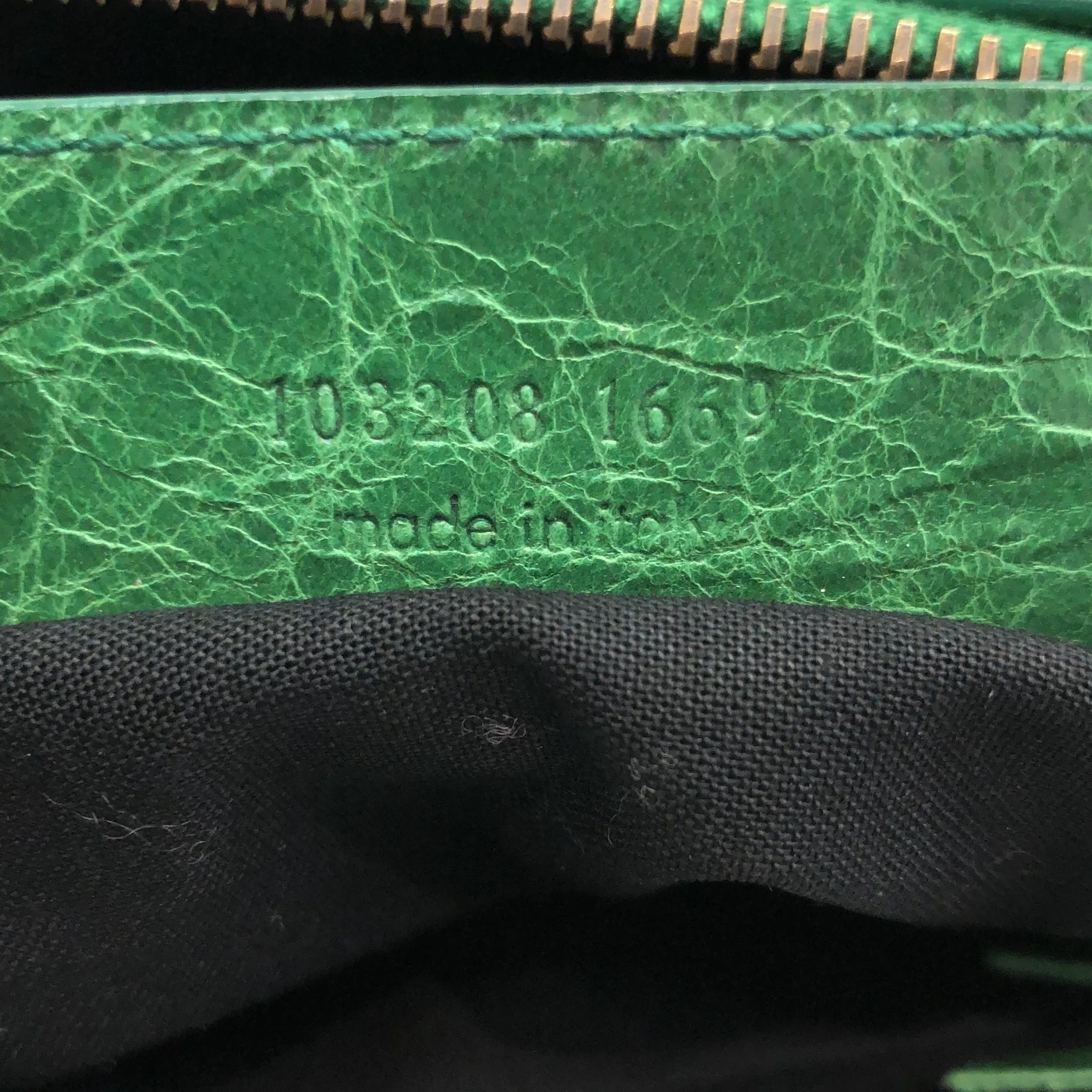 First Classic Studs Bag Leather