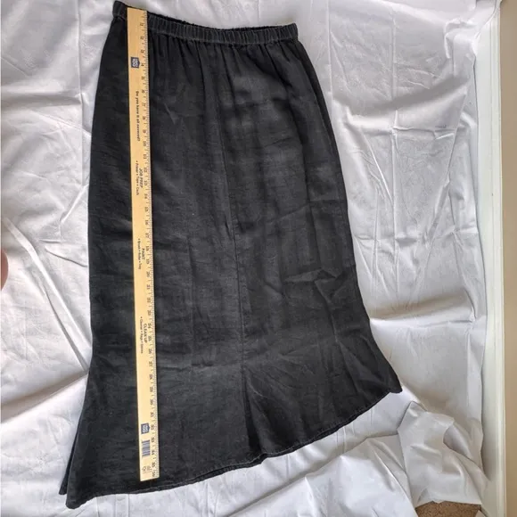 FLAX Maxi Skirt Black Pull On Medium Flare Lagenlook Minimalist Bohemian linen