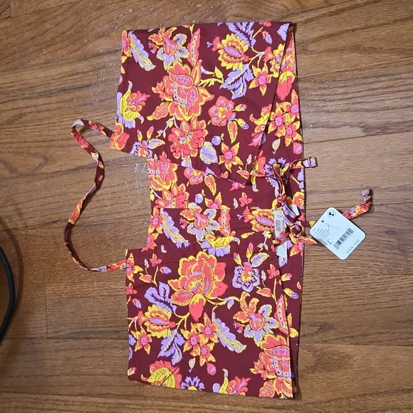FREE PEOPLE Summer of Love Convertible  Bandeau in Wine