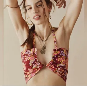 FREE PEOPLE Summer of Love Convertible  Bandeau in Wine