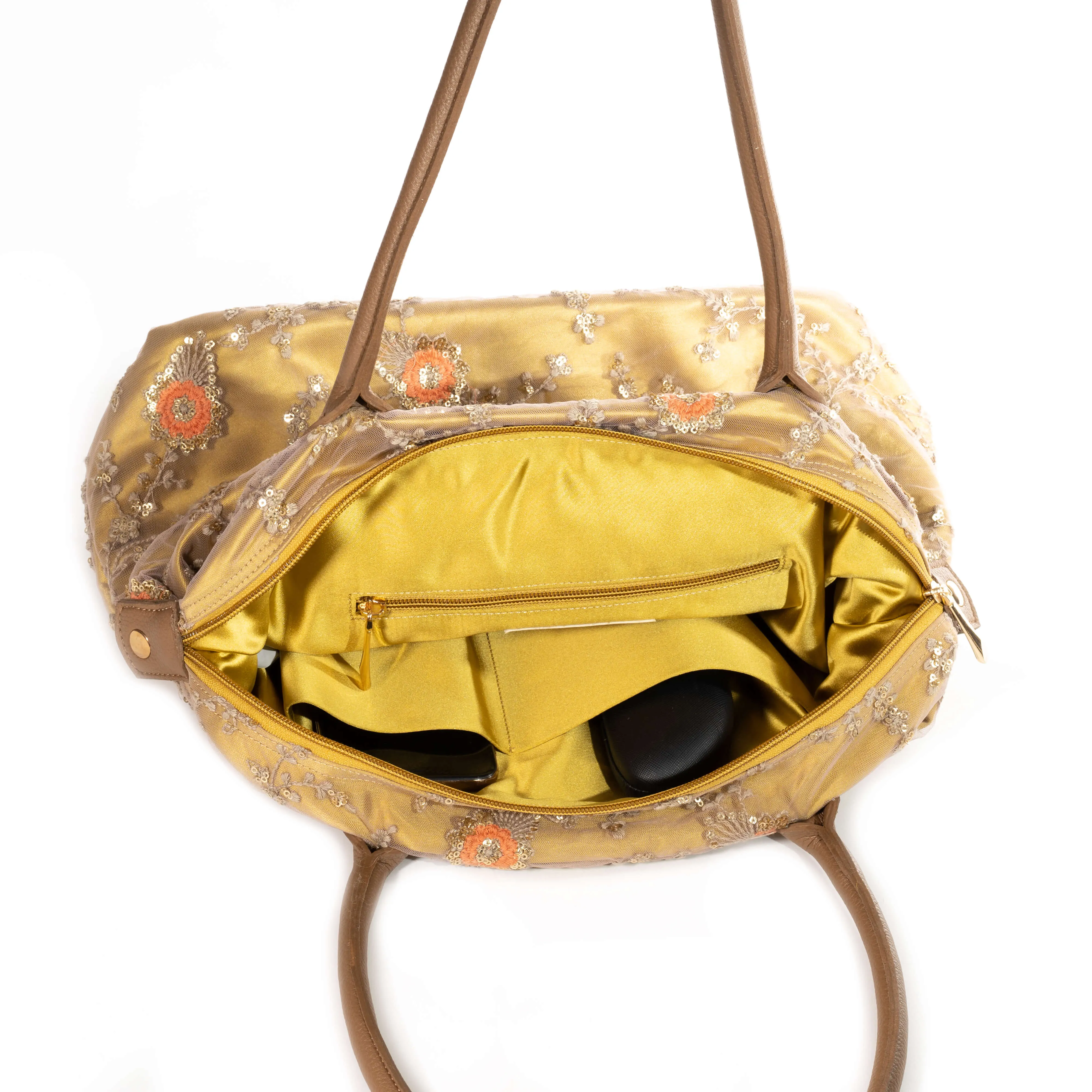 Gold Melody Haven | Lace Bag
