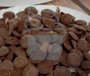 Gran Centramerica Latte (Milk) Discs - 10 KG Box - Milk Coating Chocolate - Master Martini Canada