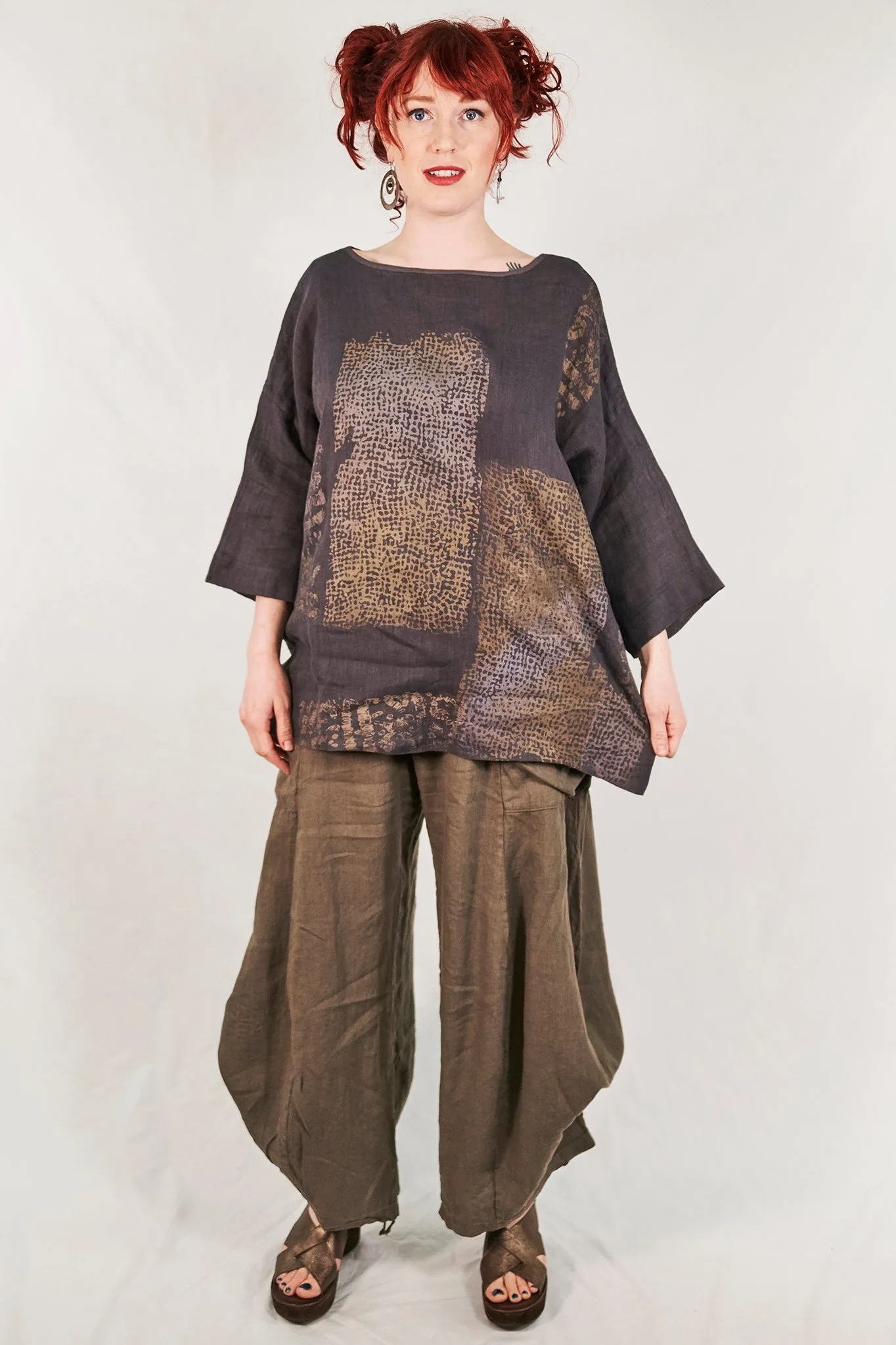 L594-Oversized Square Linen Top-Arrowhead-P