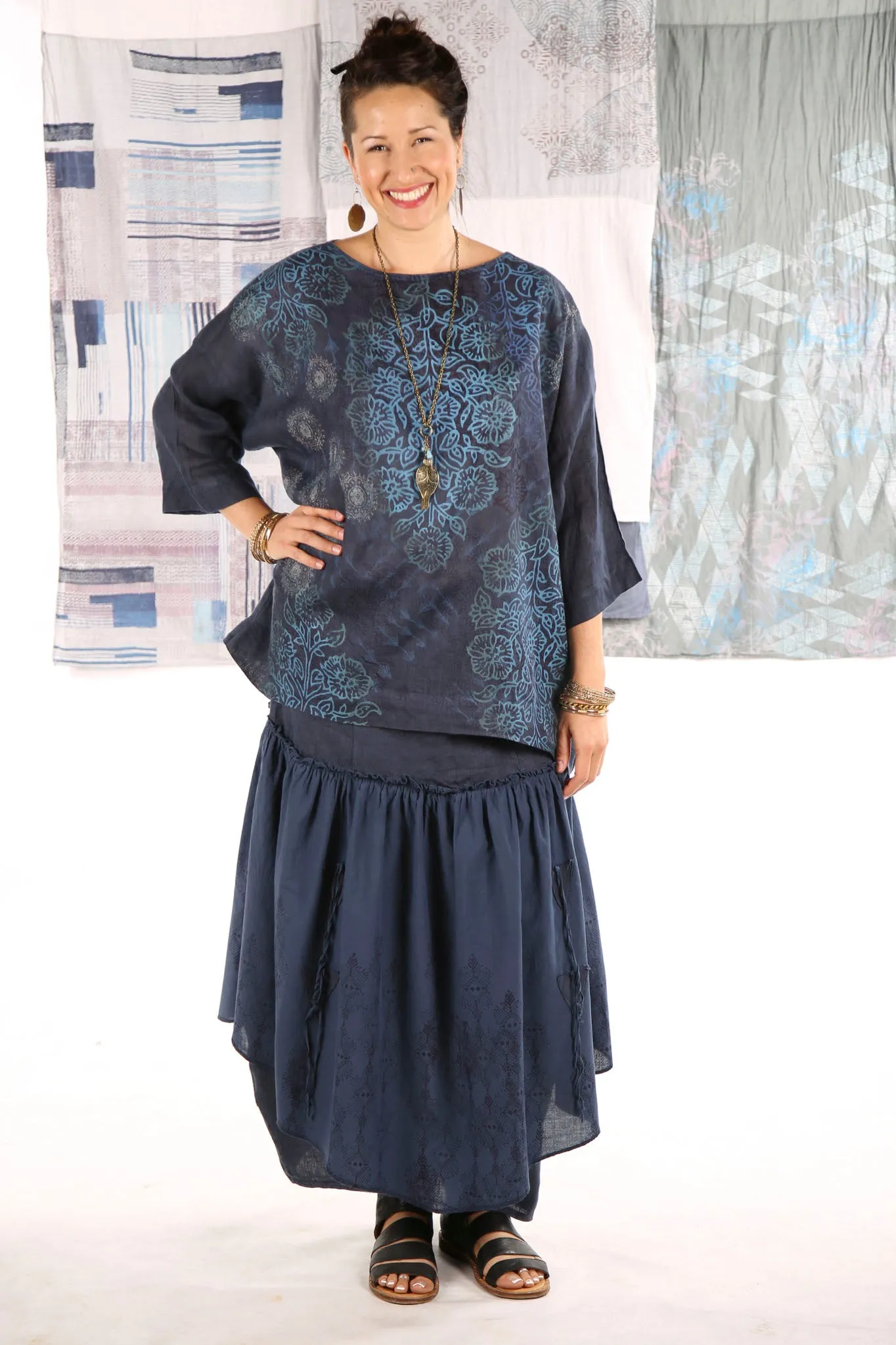 L594-Oversized Square Linen Top-Indigo-P