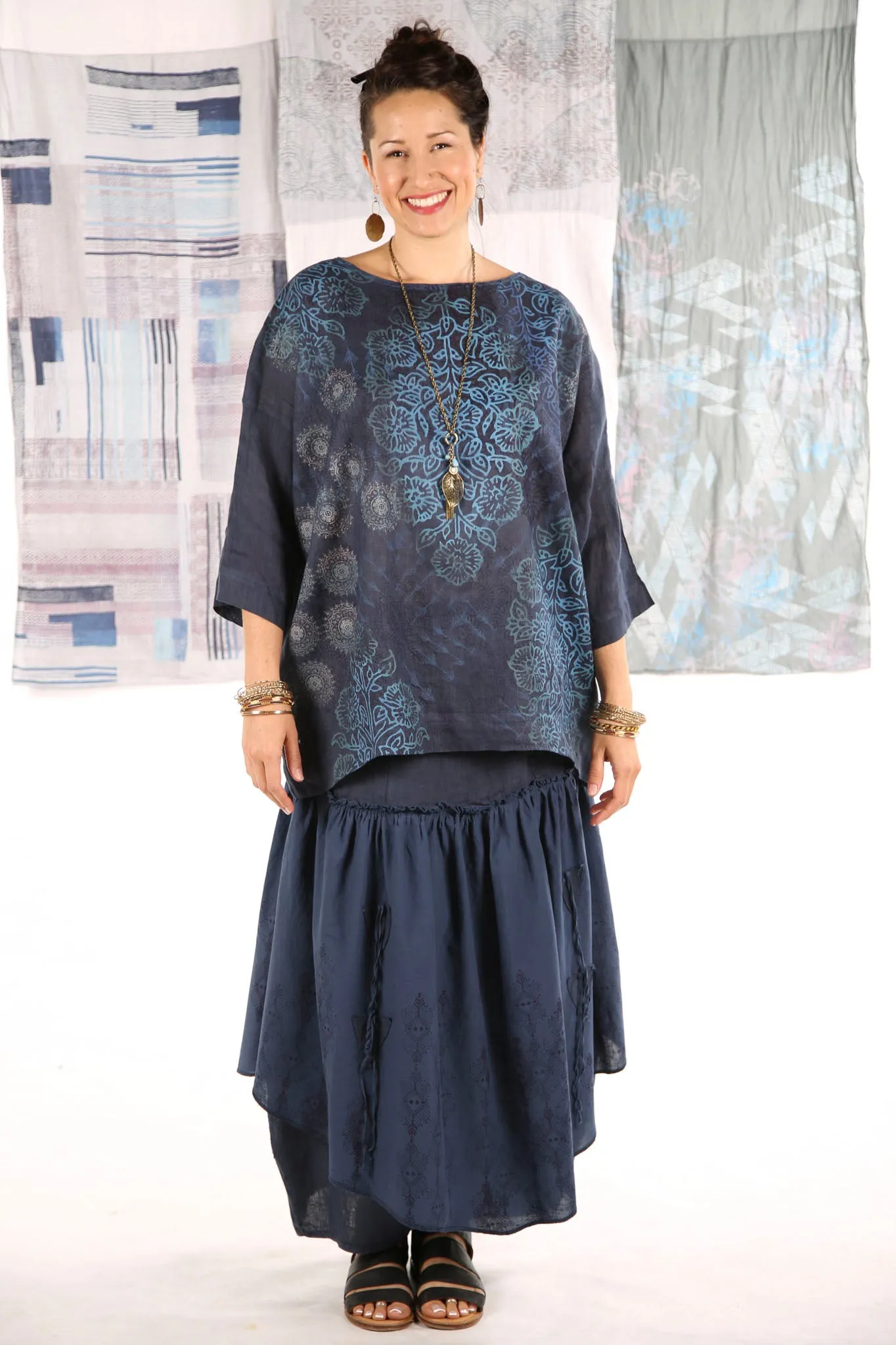 L594-Oversized Square Linen Top-Indigo-P