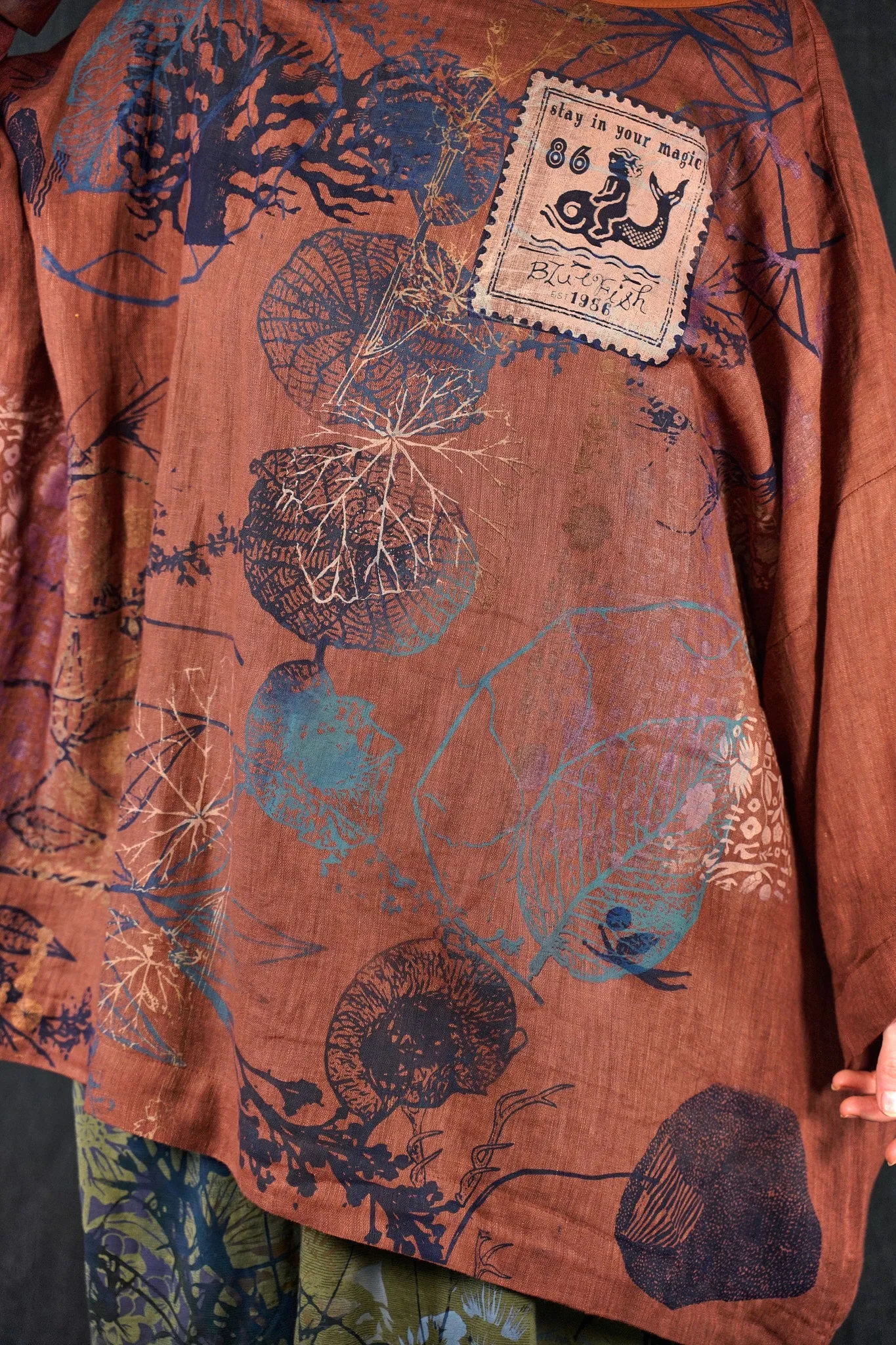 L594 Oversized Square Linen Top Tiger Lily-P