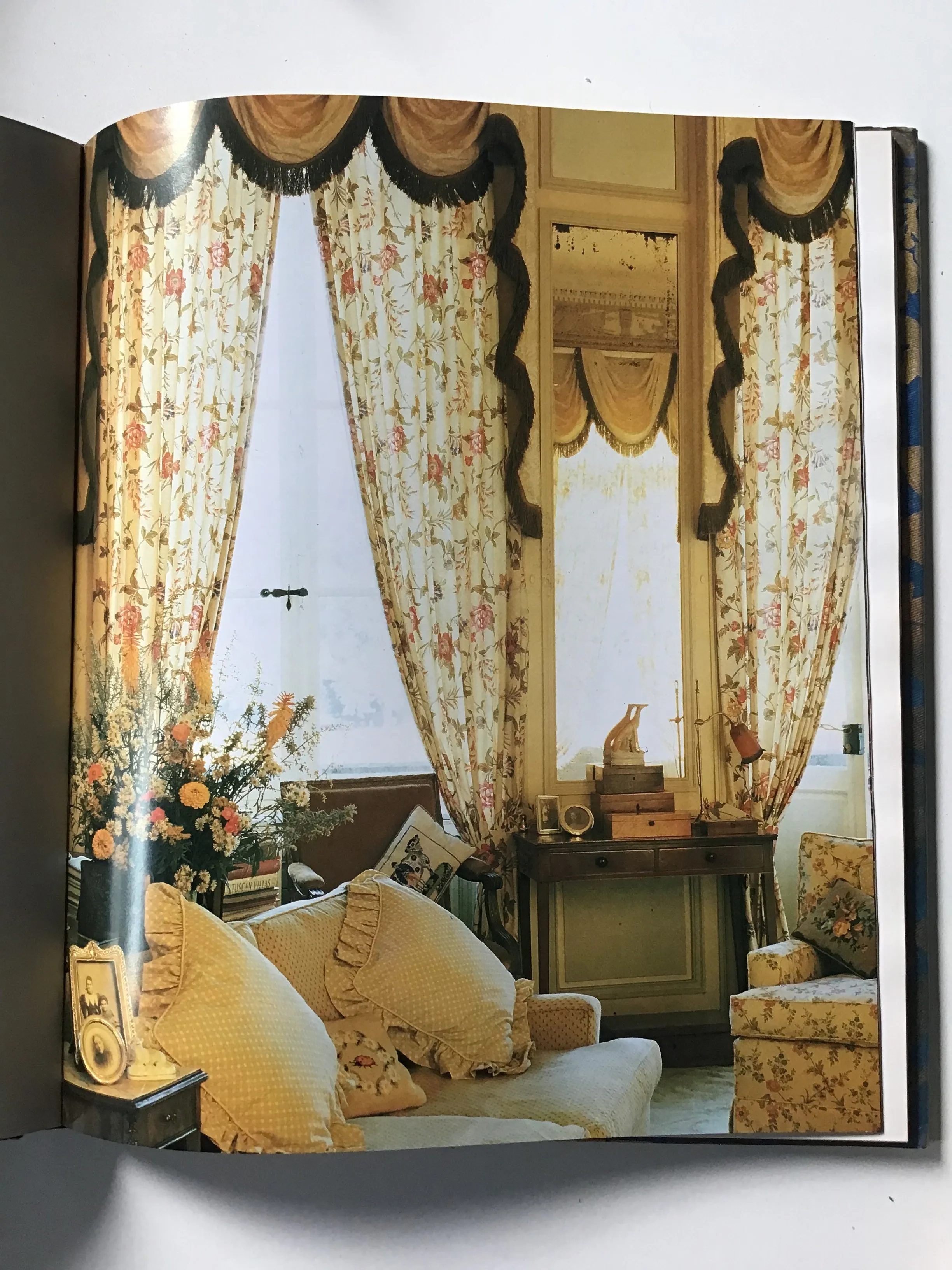 Laura Ashley Style