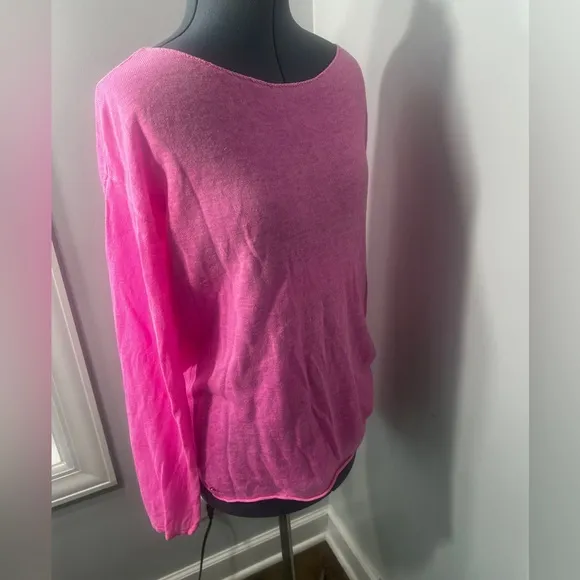 Lilly Pulitzer Size L Pink Alana 100% Linen Boat Neck sweater long sleeves.