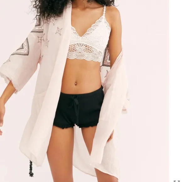 NWOT Free People IFP Isabella Embroidered Robe Z10-11