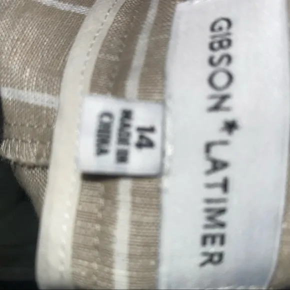 NWOT Gibson Latimer Tan and White Linen Striped Shorts Size 14