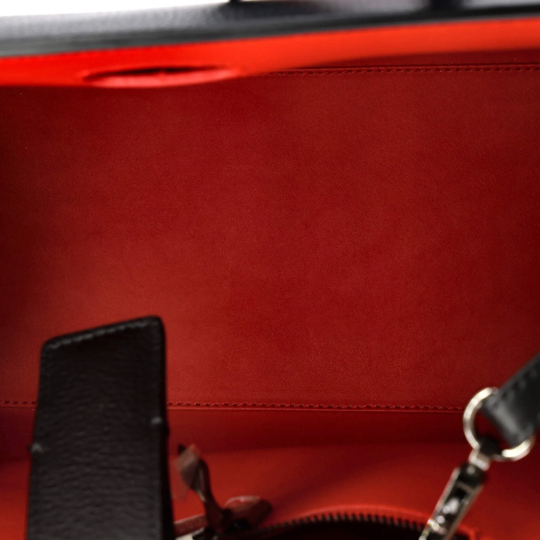 Paloma Tote Leather Medium