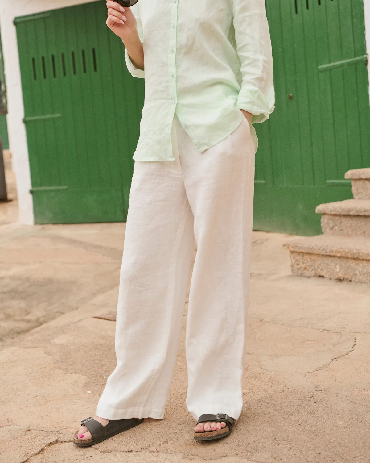 Petra - Linen Shirt in Mint