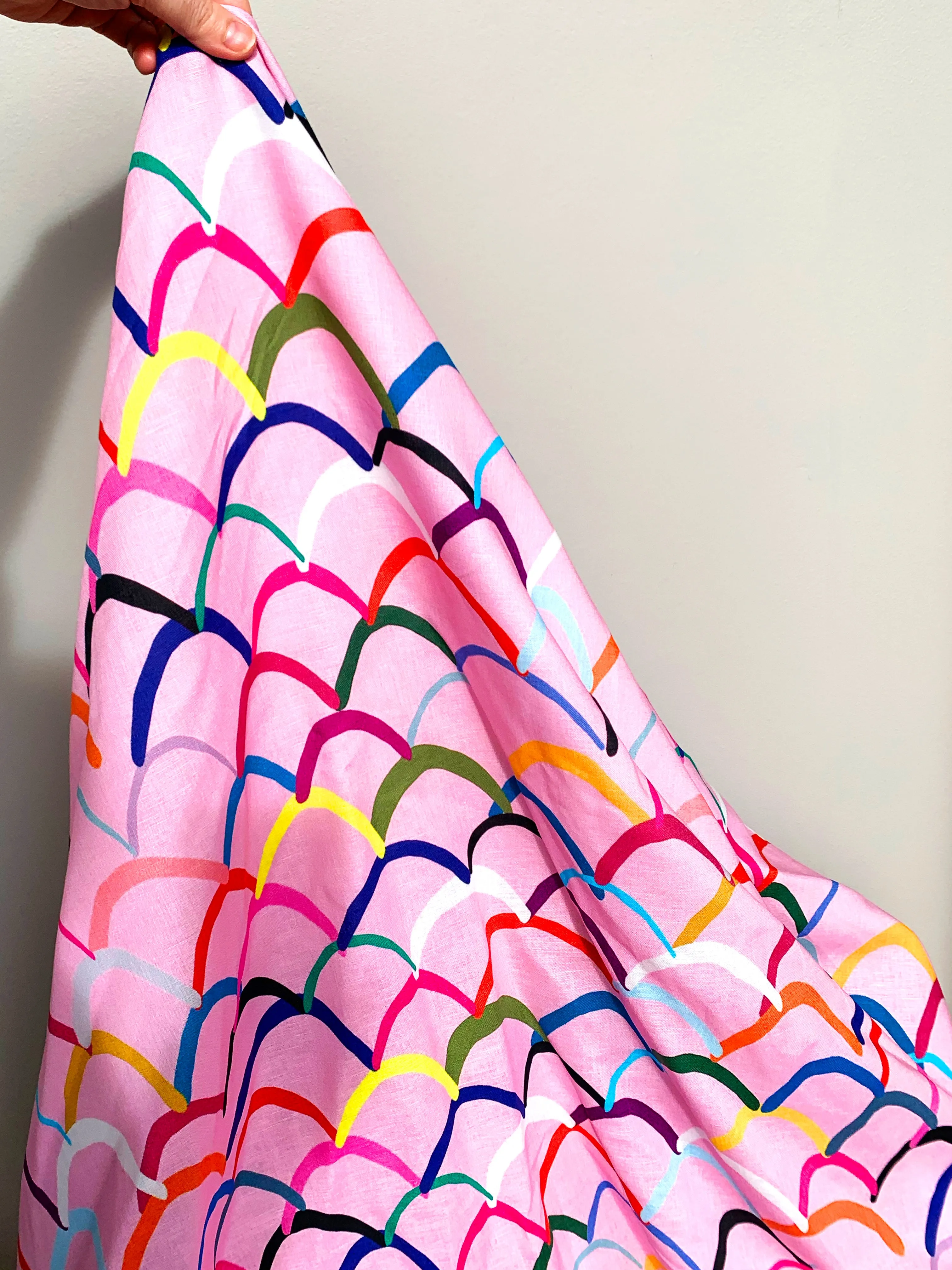 Pink Waves cotton linen per metre