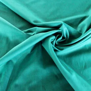 Plain Sheeting Emarald Poly Cotton P56 T144 240cm