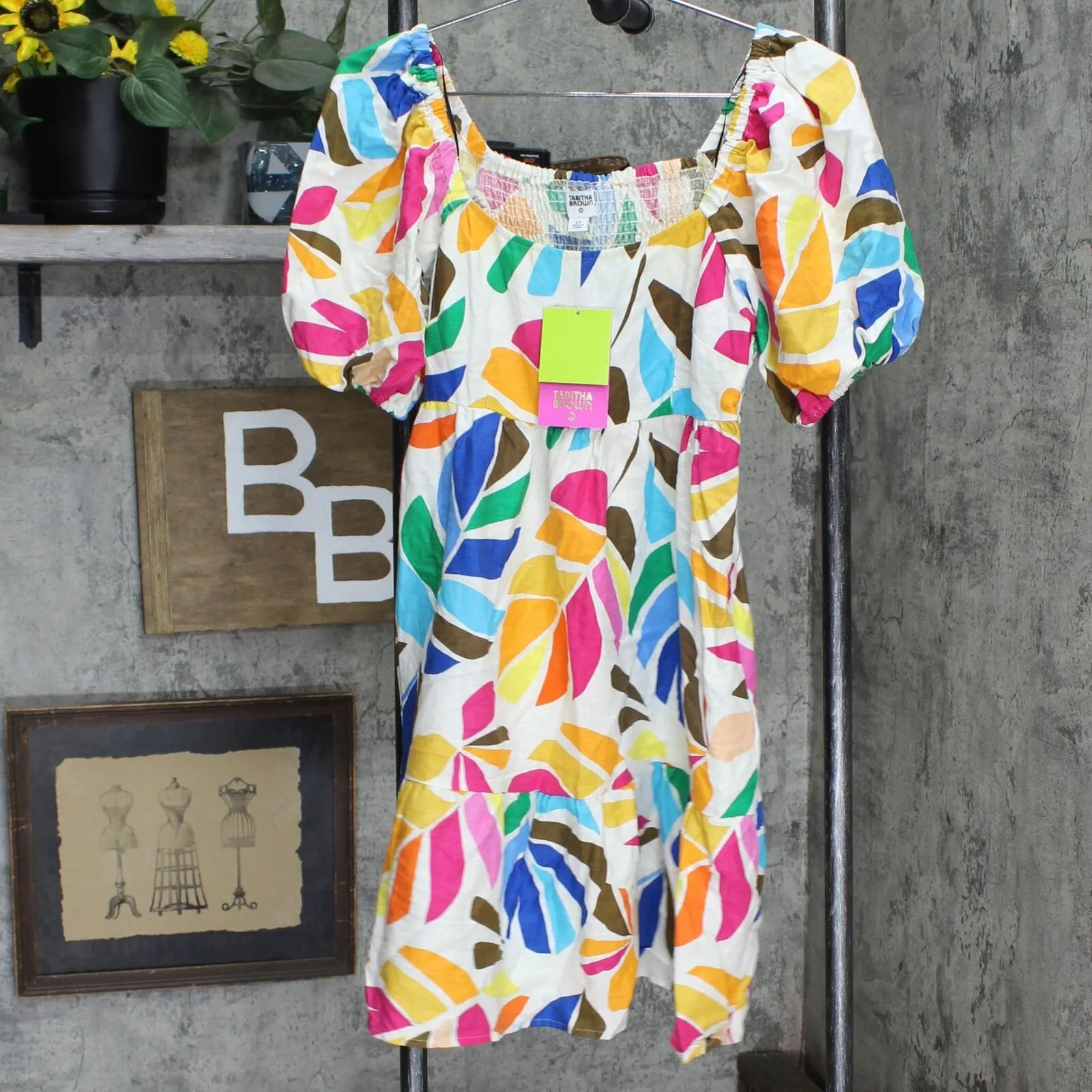 Private Label Women's Botanical Print Puff Sleeve Mini Dress