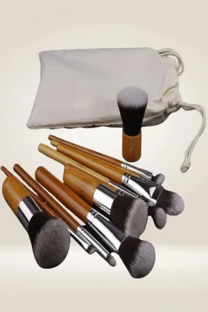 Professional Bamboo Makeup Brush Set - 11 PCS