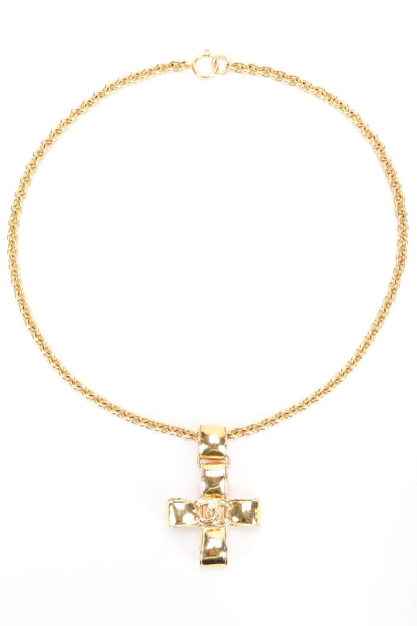 Ribbon CC Logo Pendant