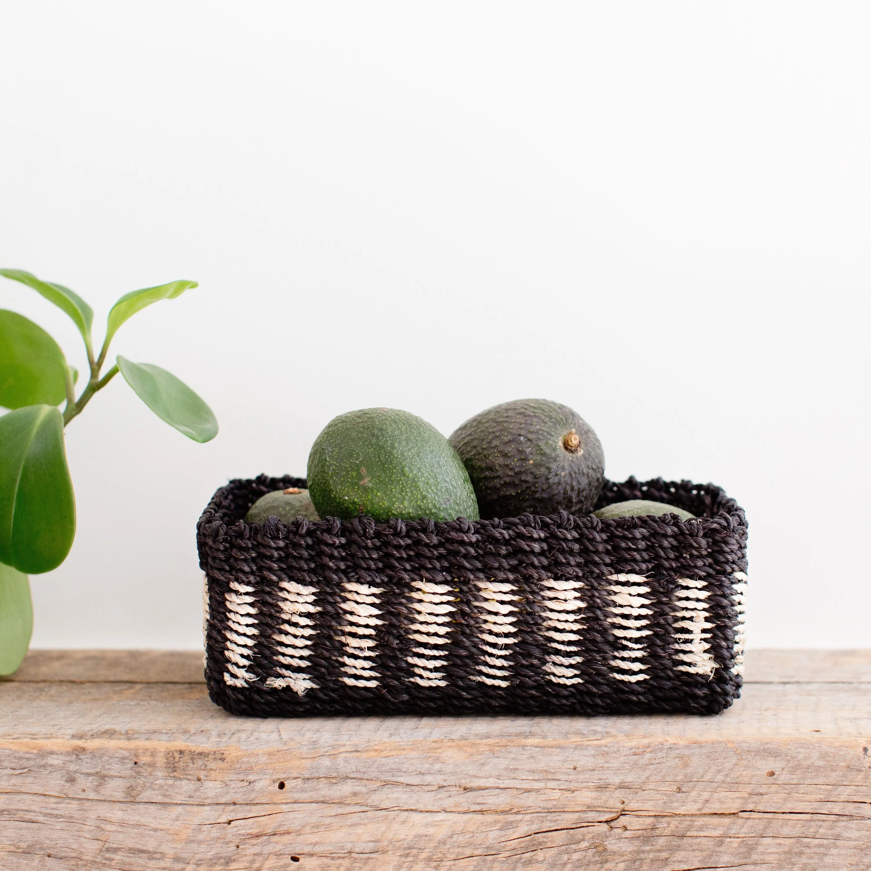 Seagrass Storage Woven Tray | Black   White band