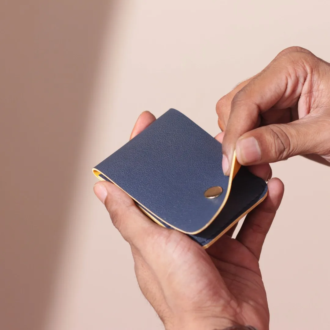 Sleek Snap Card Holder - Exclusive Edition