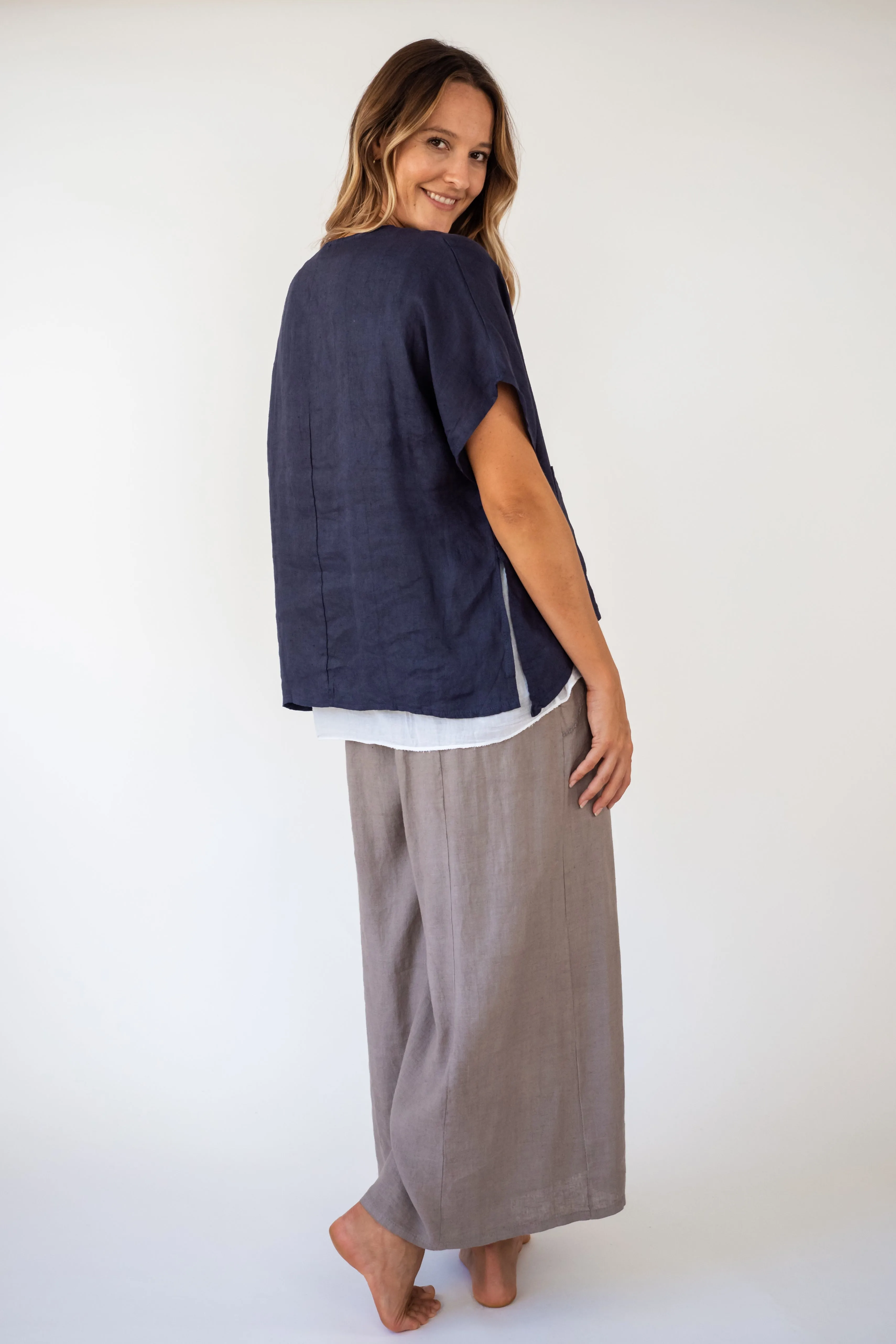 the WAILUKU layered Linen/cotton Top