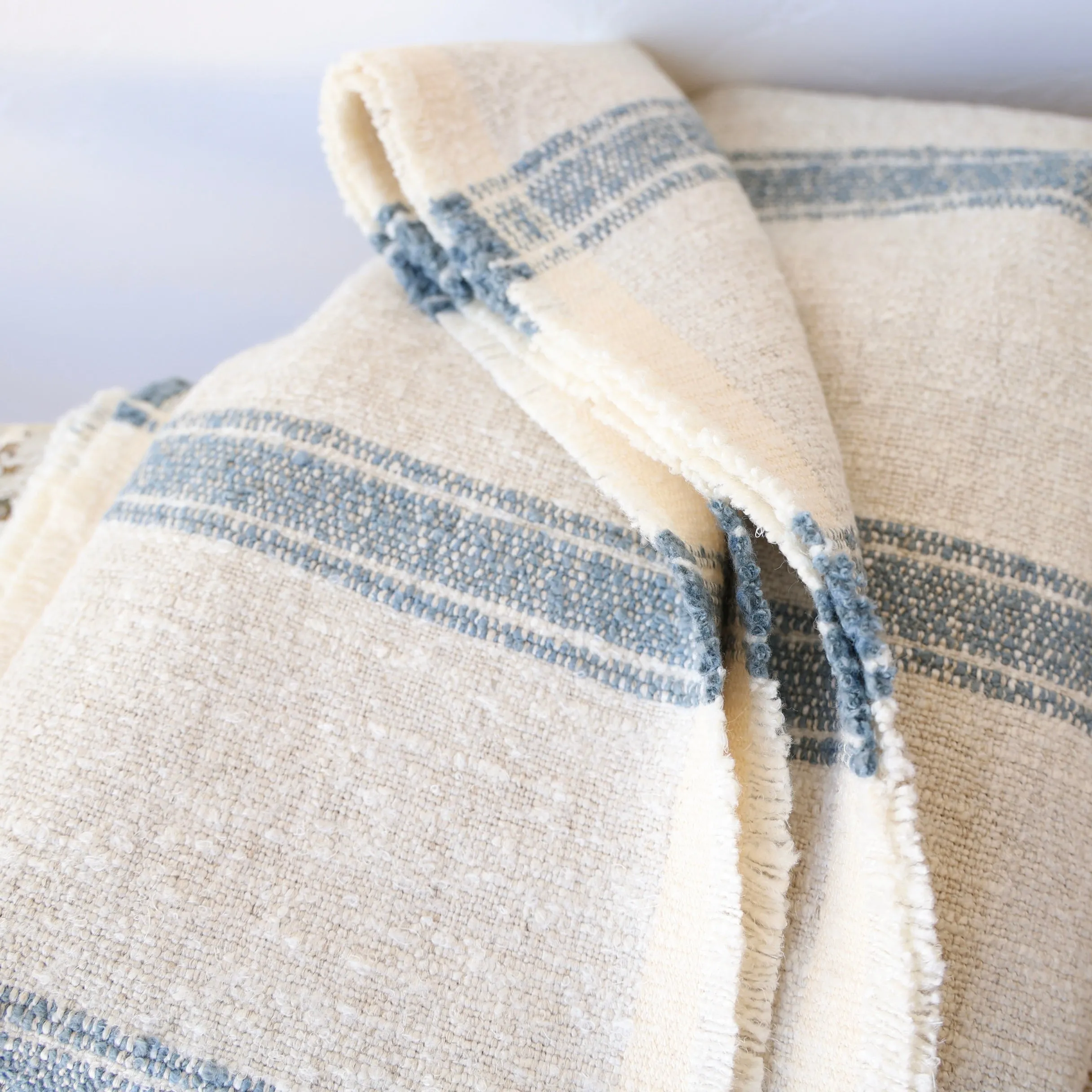 Uniq'uity Dalton Throw - Grey/Blue Stripes
