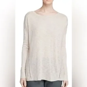 Vince Superfine Lyon long sleeve scoop neck lightweight sweater, Small
