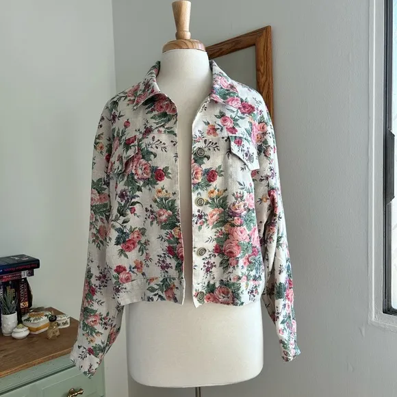 Vintage floral lightweight jacket