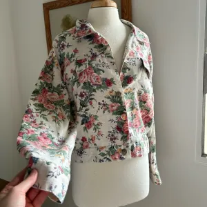 Vintage floral lightweight jacket